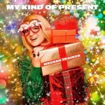 Meghan Trainor: My Kind of Present- Moving Heads
